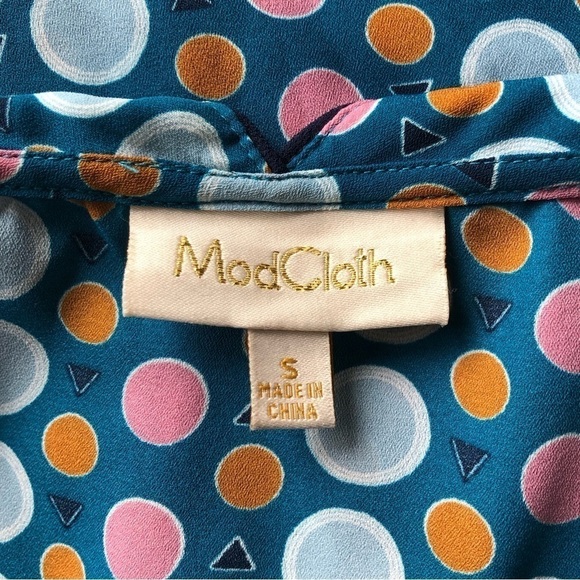 ModCloth Peter Pan Collar Keyhole Sleeveless Blouse Size Small - Picture 4 of 9